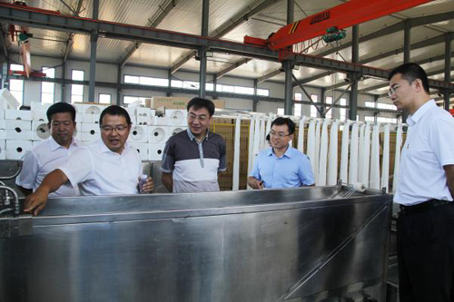 8月27日，新華社遼寧分社社長王振宏一行人員蒞臨一諾產(chǎn)業(yè)園區(qū)調(diào)研